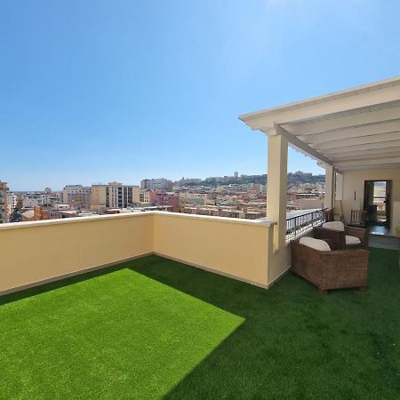 Attico Panoramico Cagliari Appartement Buitenkant foto
